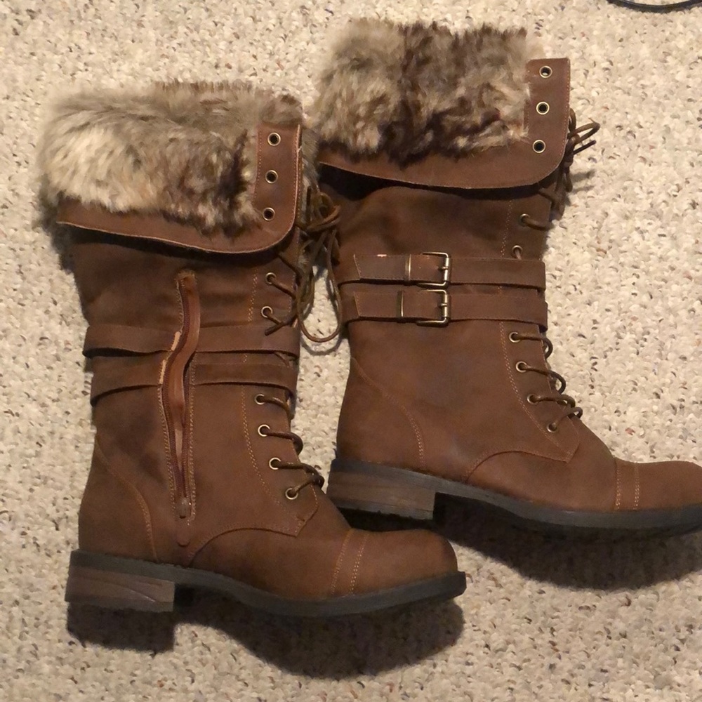 NIB - Brown Globalwin Boots.